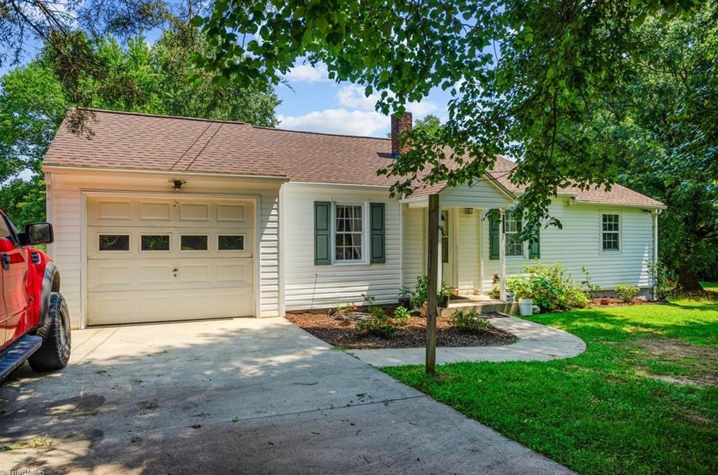 1710 South St, Winston Salem, NC 27127