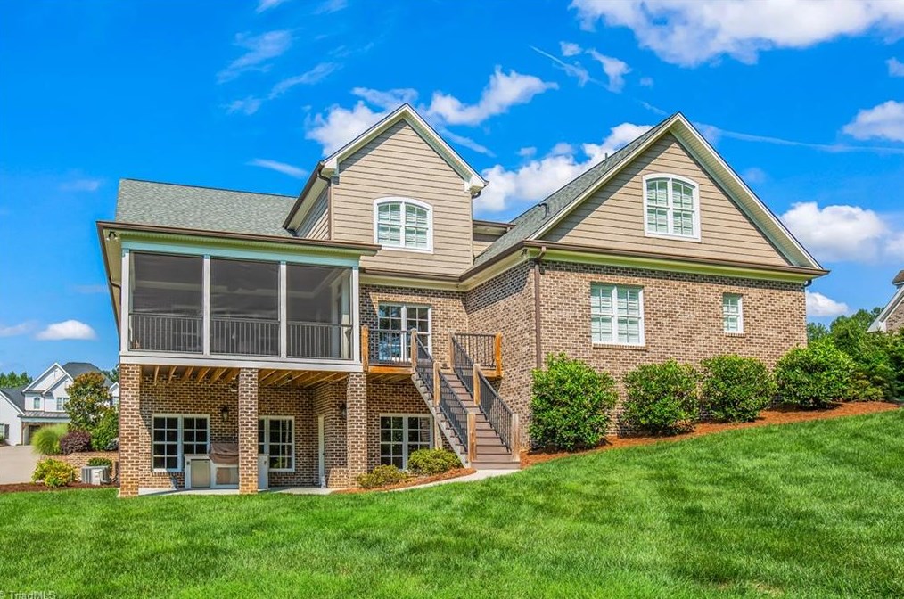 2440 Wellsburg Ct, Clemmons, NC 27012