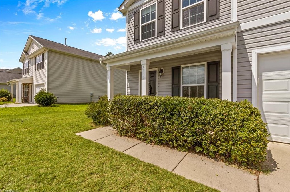 5017 Mt Hope Dr, Winston Salem, NC 27107