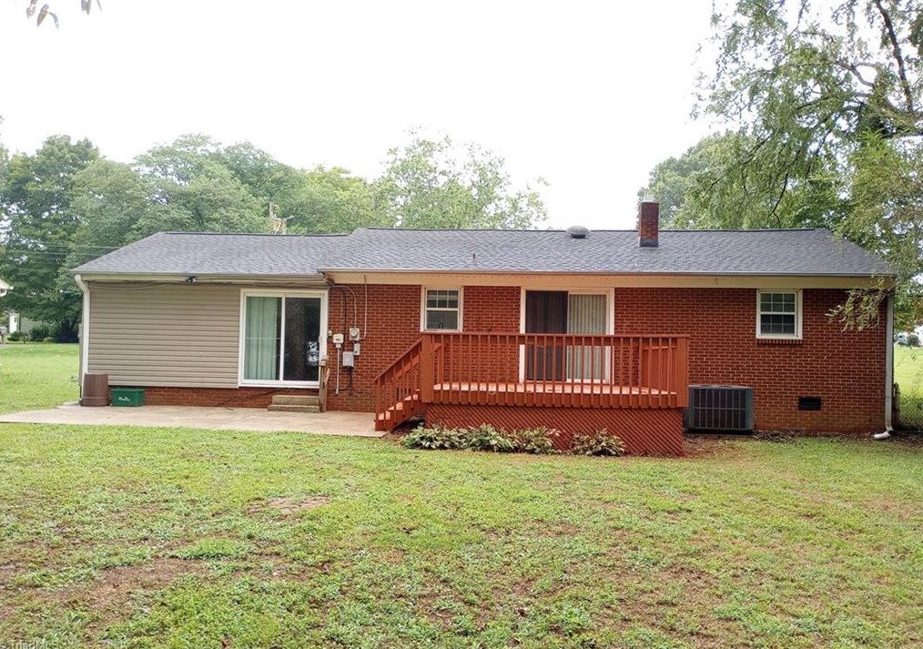114 Sharon Dr, Lexington, NC 27292