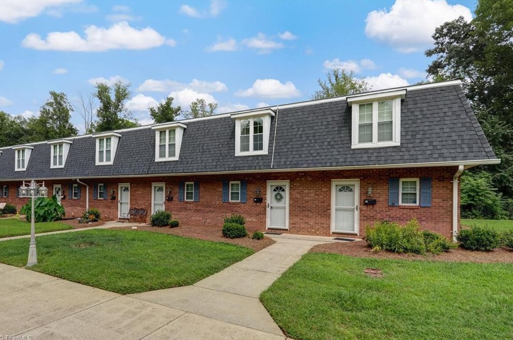 502 Carolyn Ct #b-7, Eden, NC 27288