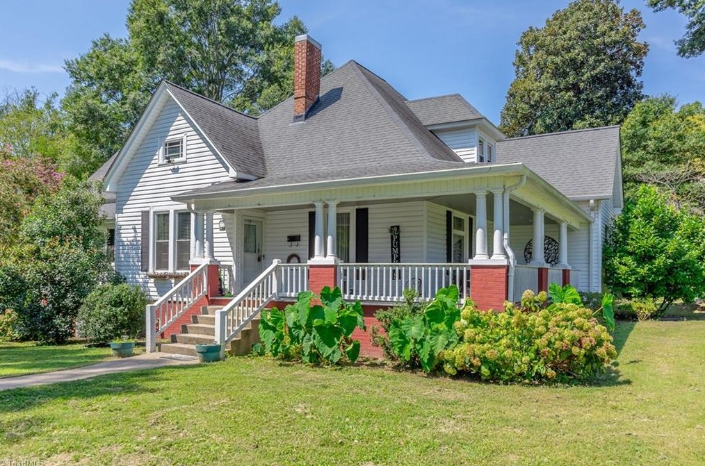 115 N Oakland Ave, Eden, NC 27288