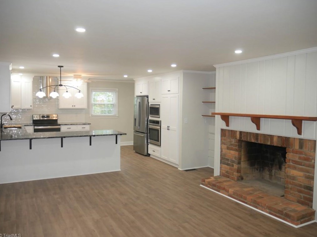 2443 Greenwich Road, Winston Salem, NC 27104