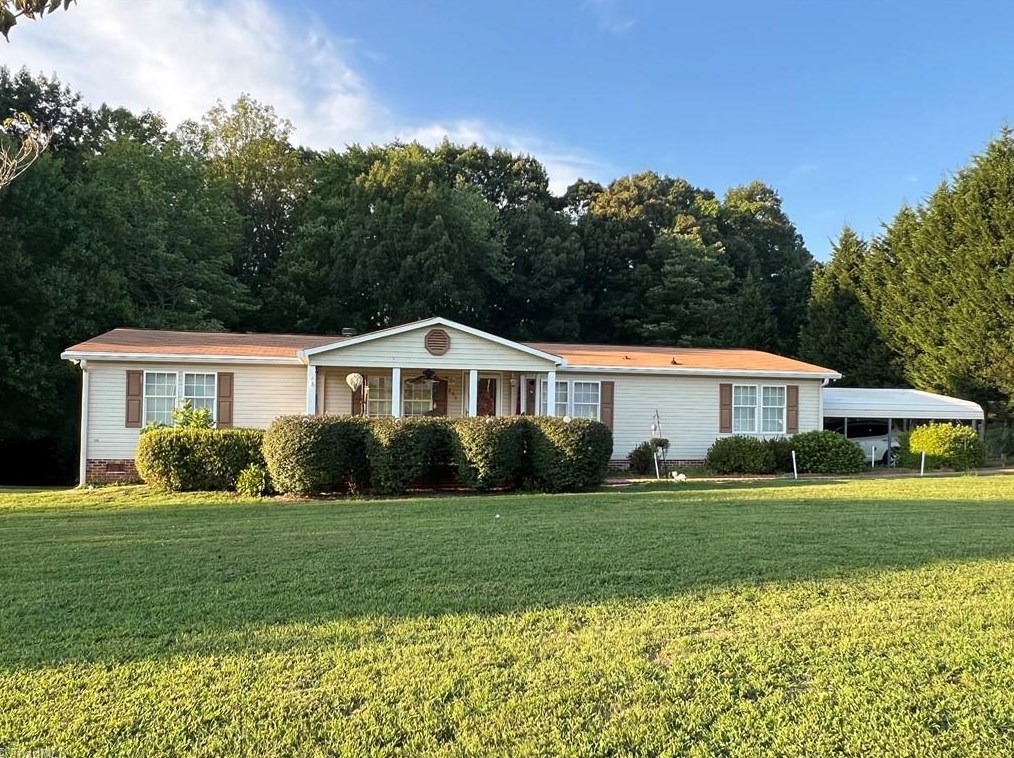250 Angieline Dr, Stokesdale, NC 27357