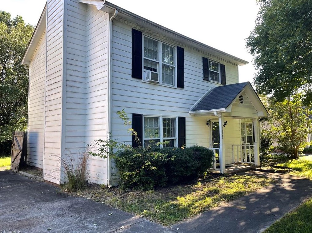 1626 Bridgton Rd, Winston Salem, NC 27127