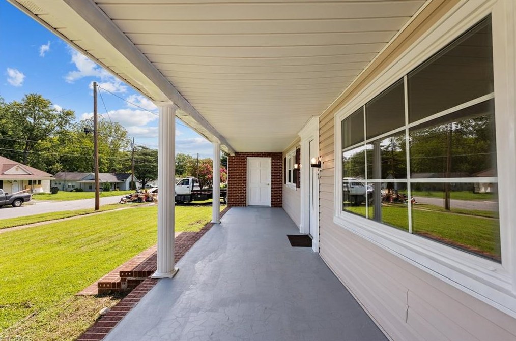 407 Greenwood St, Eden, NC 27288