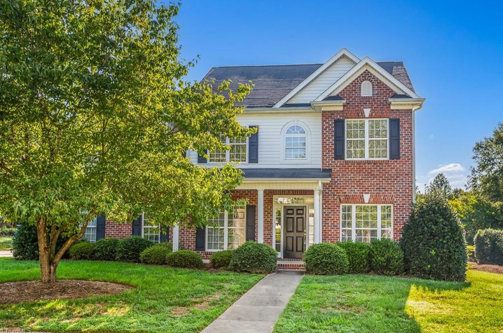 205 Valencia Cir, Winston Salem, NC 27106