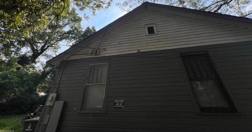 1436 Fitch St, Winston Salem, NC 27107