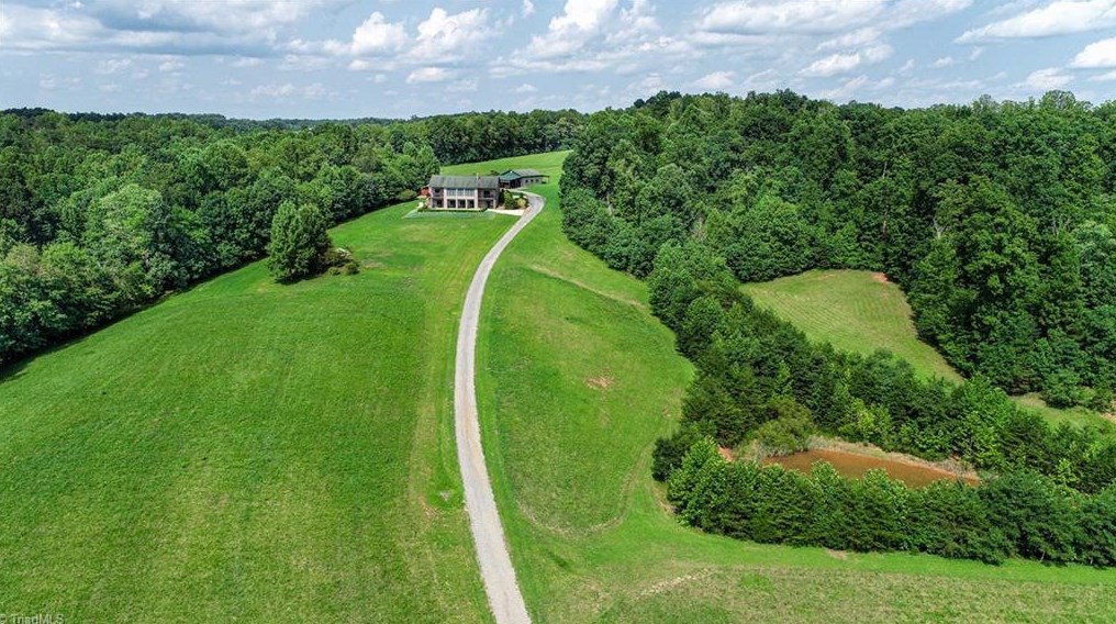 2094 Weldon Smith Rd, Lawsonville, NC 27022