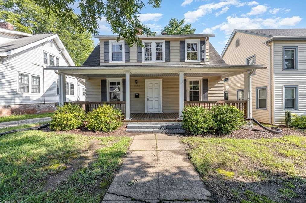 1502 Friendly Ave, Greensboro, NC 27403-1207