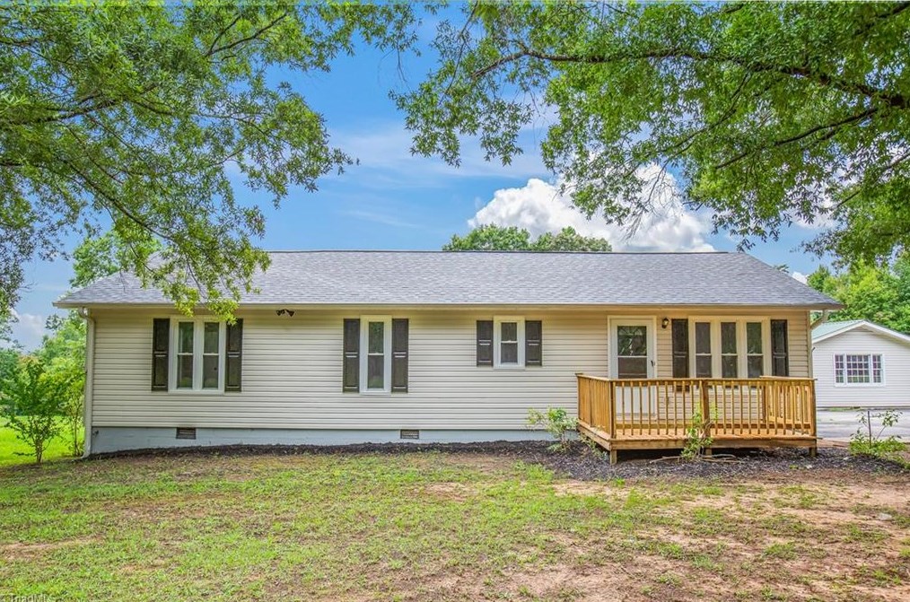 747 Pervie Bolick St, Eden, NC 27288