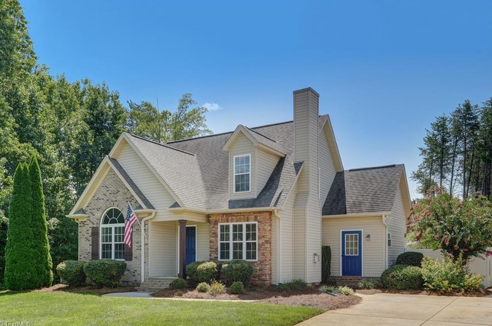 126 Stoney Ridge Ct, Stokesdale, NC 27357