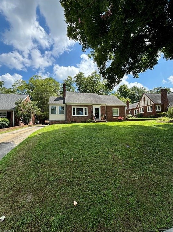 214 Woodrow Ave, High Point, NC 27262-4039
