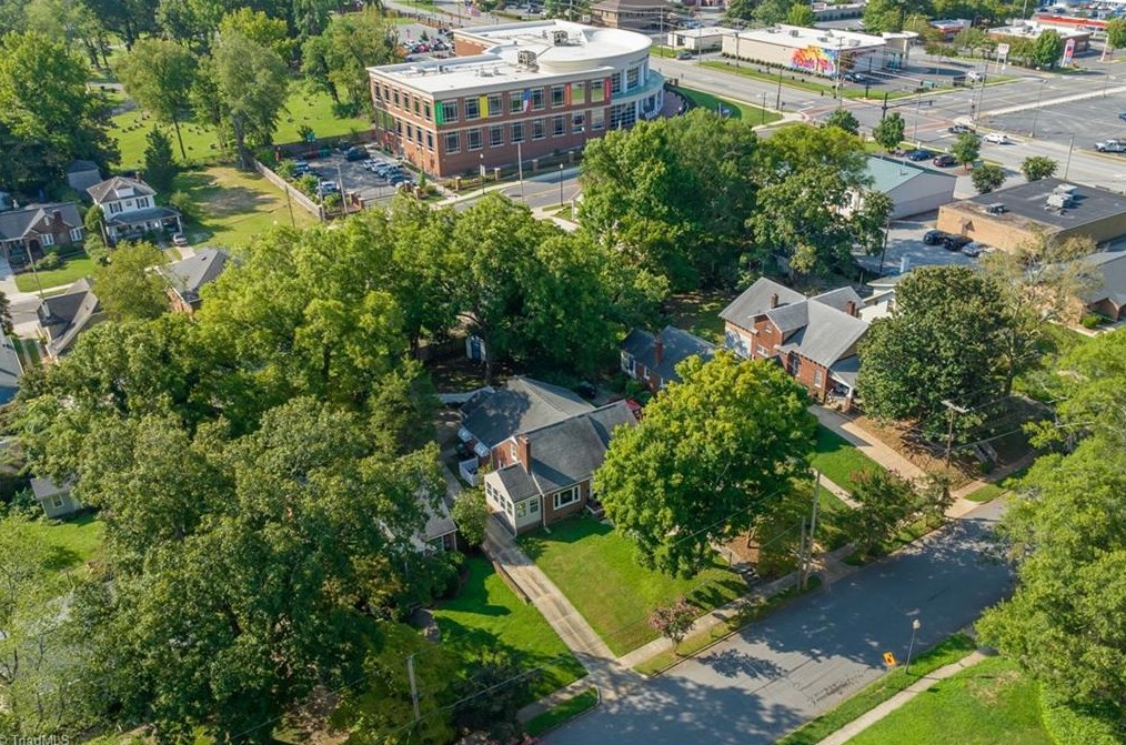 214 Woodrow Ave, High Point NC  27262-4039 exterior