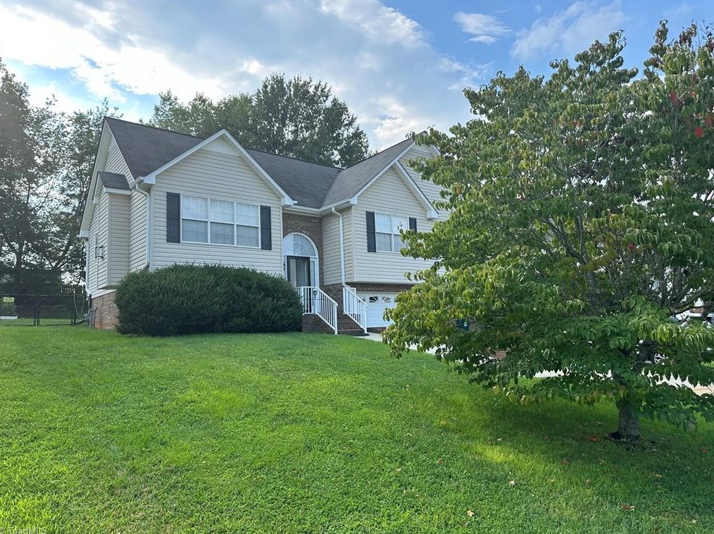 4726 Eagle Path, Winston Salem, NC 27127