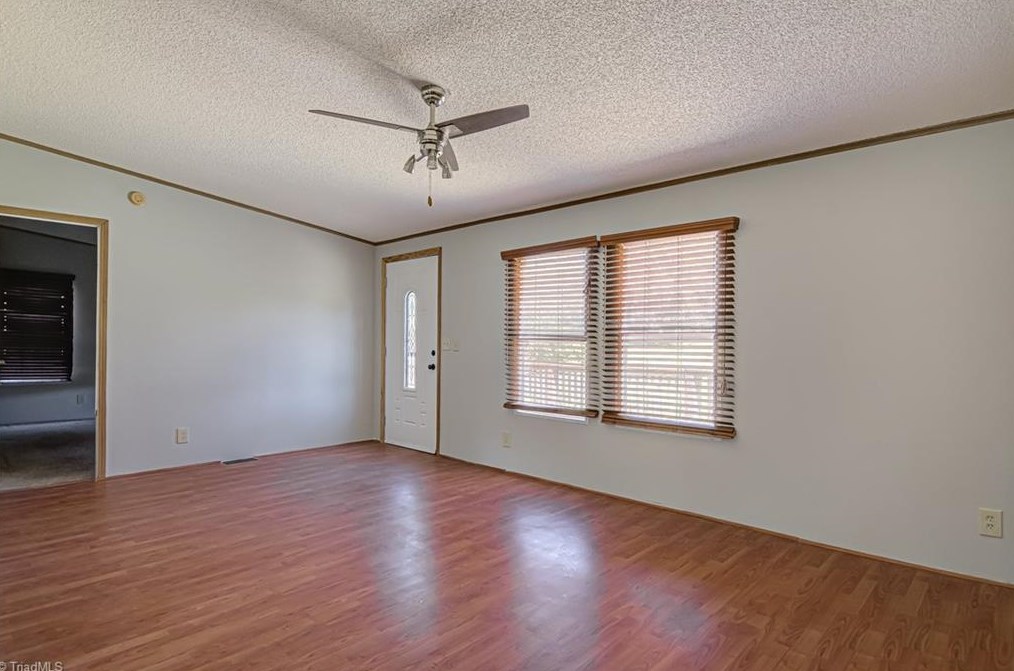 470 Mcgill Dr, Winston Salem, NC 27105
