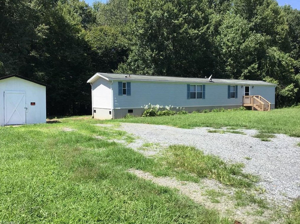 1944 Christian Home Church Rd, Moxley, NC 28685