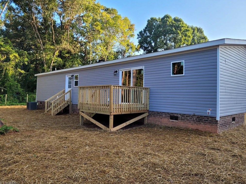 5583 Old Greensboro Rd, Randleman, NC 27317