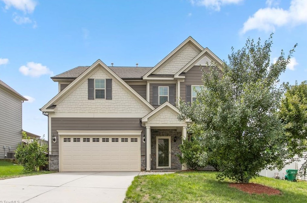 2358 Hammock Dr, High Point, NC 27265