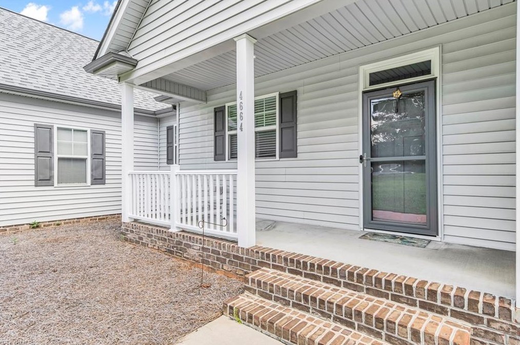 4664 Styers Ferry Rd, Winston Salem, NC 27104