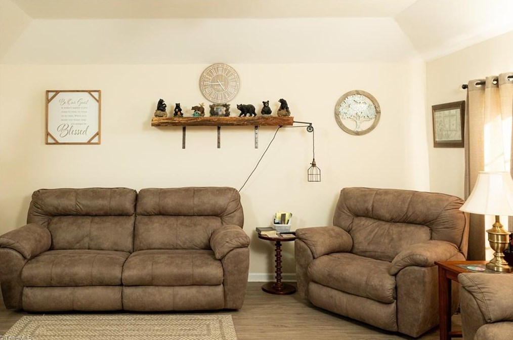 4715 Leprechaun Ln, Winston Salem, NC 27127