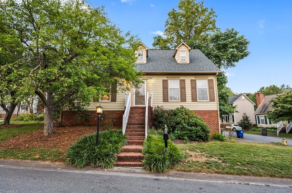 2907 Bradenton Dr, Winston Salem, NC 27103-5706