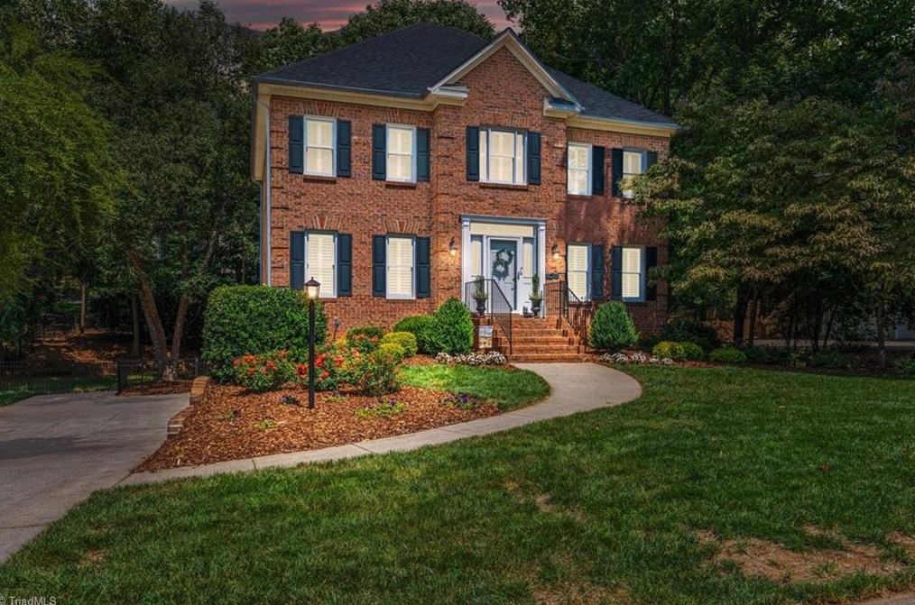 5119 Laurel View Dr, Winston Salem, NC 27104