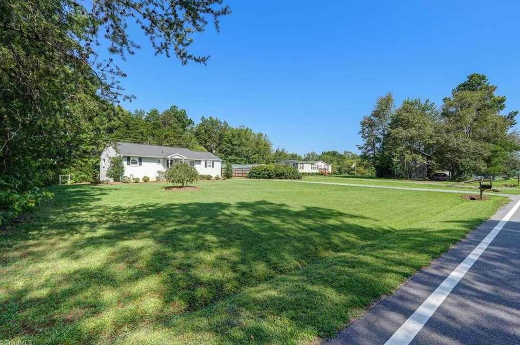 1590 Gideon Grove Church Rd, Stokesdale, NC 27357