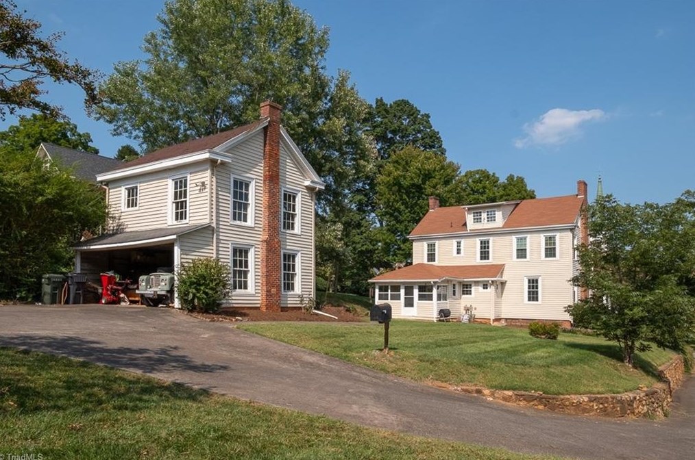 113 Gwyn Ave, Elkin, NC 28621