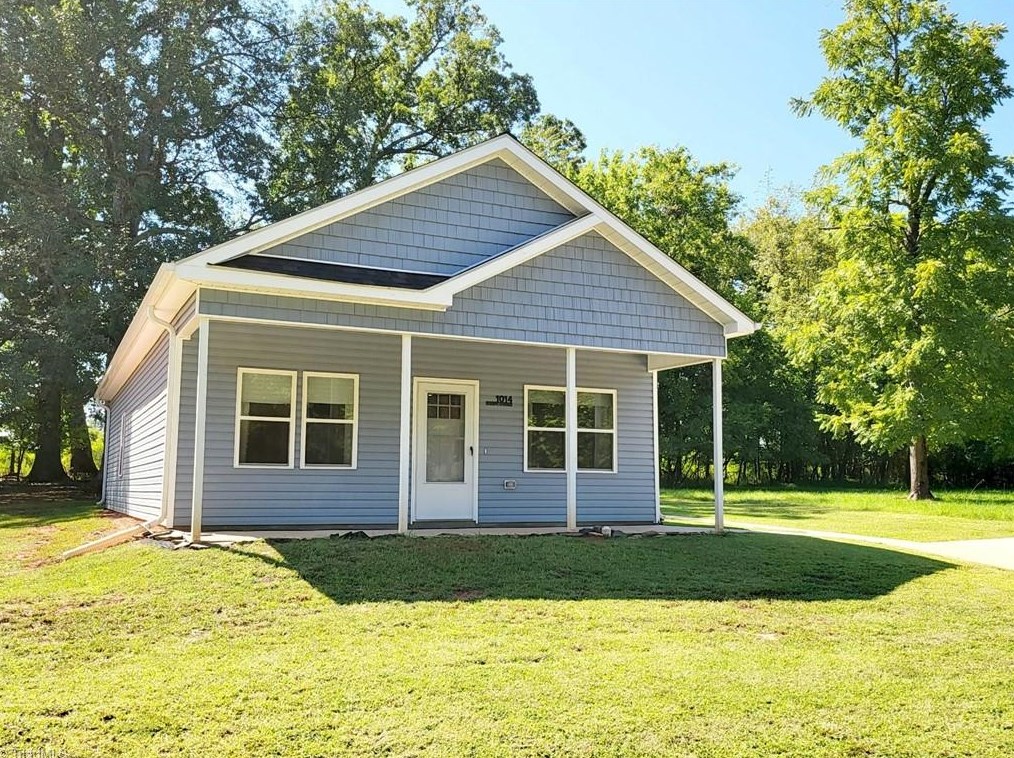 1014 Sharpe Ave, Eden, NC 27288