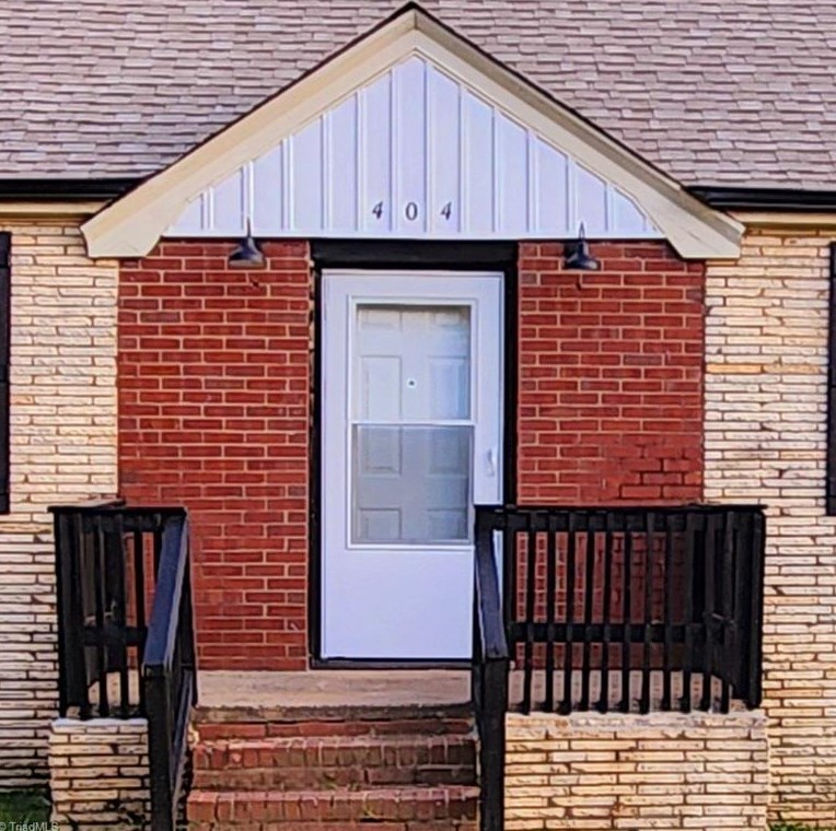 404 Peden St, Winston Salem, NC 27105