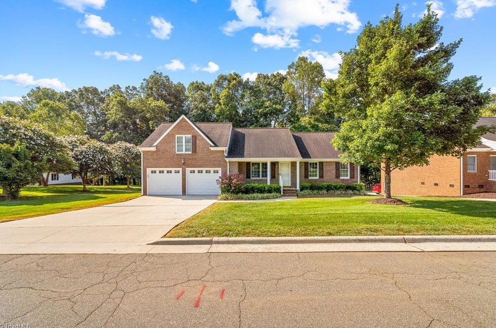 536 Little Creek Dr, Graham, NC 27253