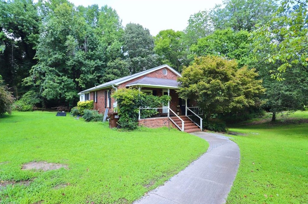 3401 Herron Point, High Point, NC 27265