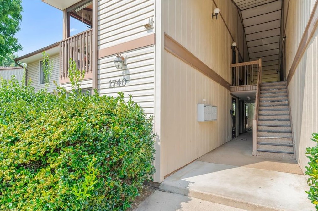 1740 N Hamilton St #a, High Point, NC 27262