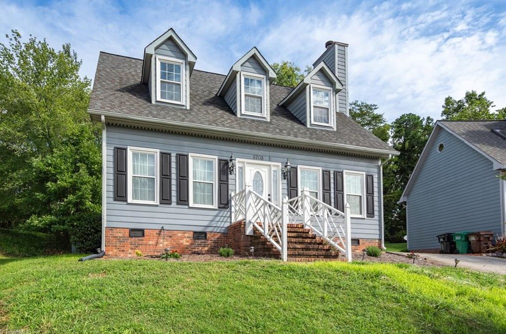 3703 Sutton Way, High Point, NC 27265