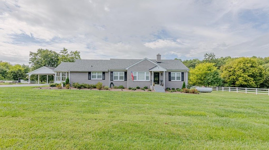 5714 Thacker Dairy Rd, Whitsett, NC 27377