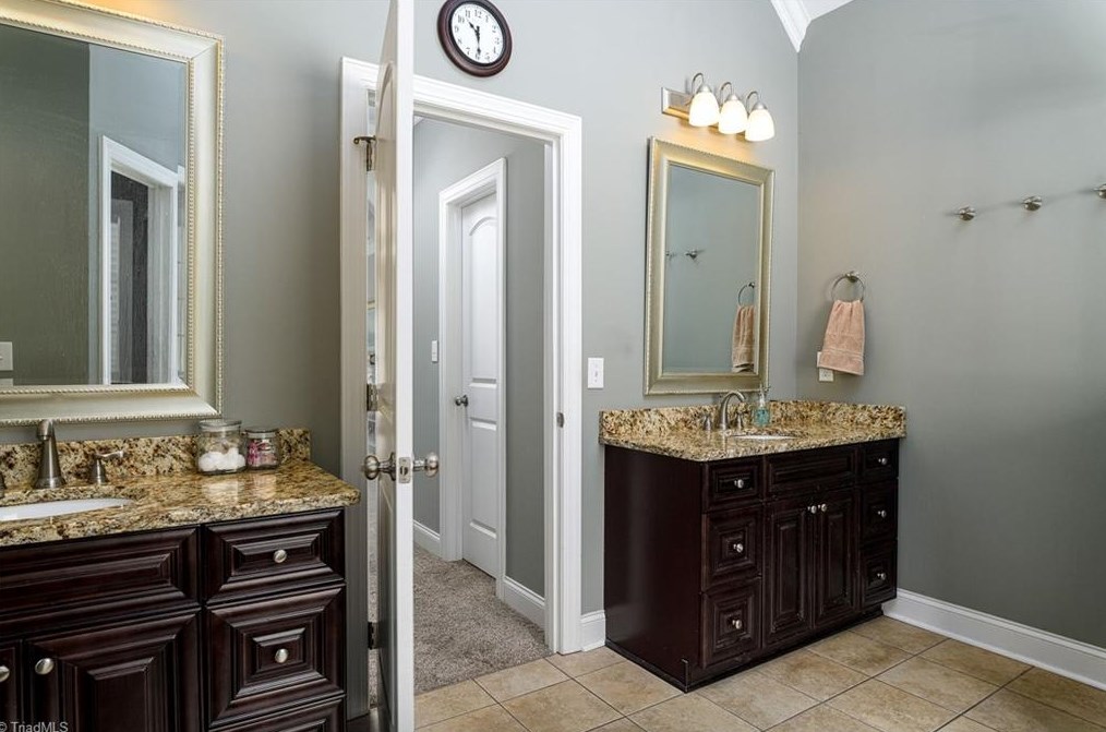 590 Kapstone Xing, Lexington NC 27295 exterior