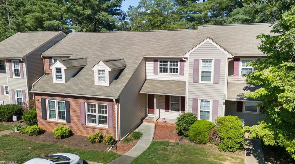 2676 Windy Crossing, Winston Salem, NC 27127