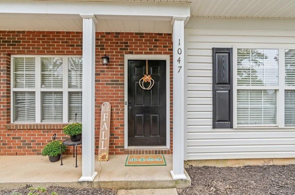 1047 Oak Blossom Way, Whitsett, NC 27377