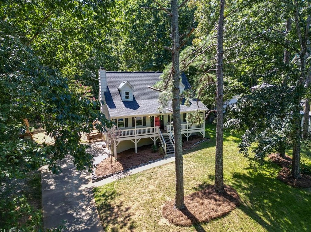 298 E Jefferson Rd, Lexington, NC 27295