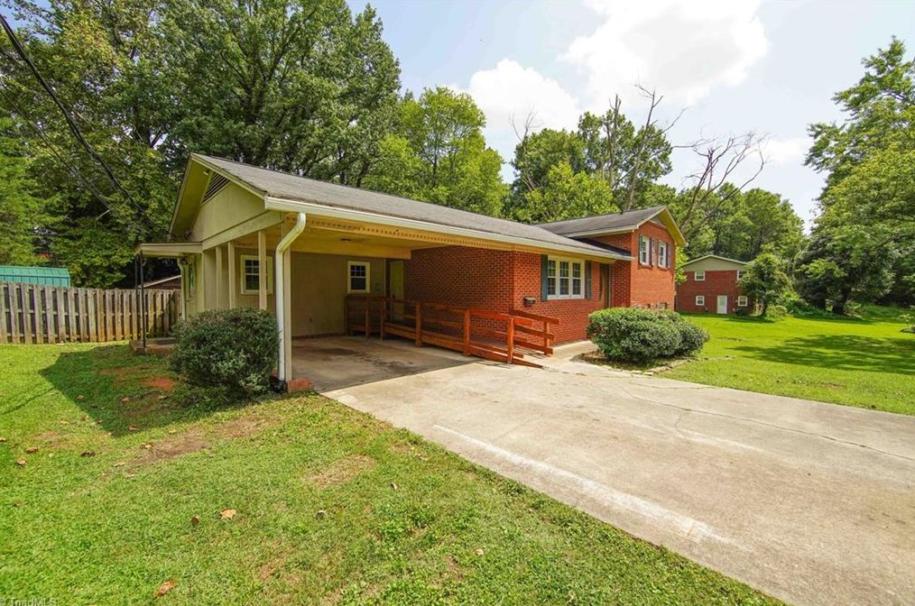 1322 Florida St, High Point, NC 27262