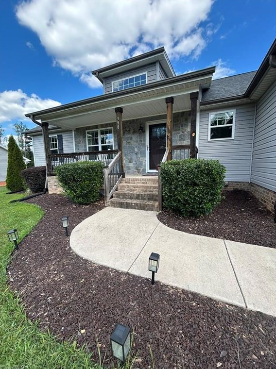 358 Twin Creeks Dr, Stokesdale, NC 27357