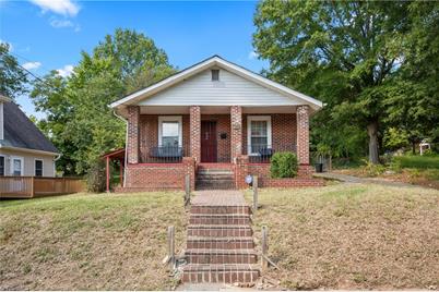 1806 N Dunleith Avenue, Winston-Salem, NC 27105 - Photo 1