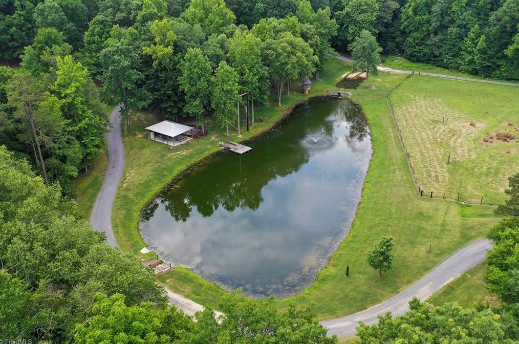 202 Bailey Rd, Redland, NC 27006