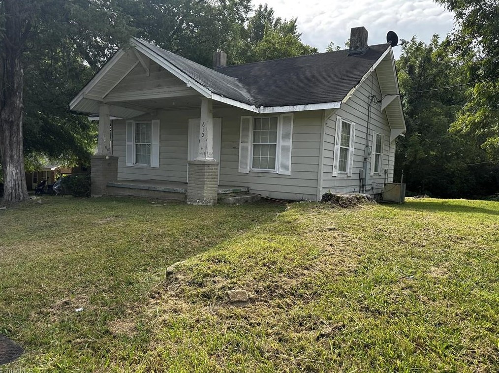610 Kearns Ave, High Point, NC 27260