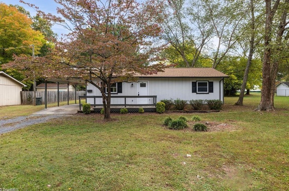 630 Cedar St, Eden, NC 27288