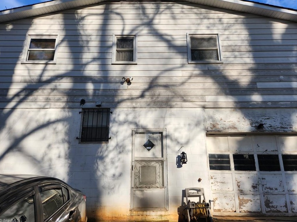 1312 Thurmond St, Winston Salem, NC 27105