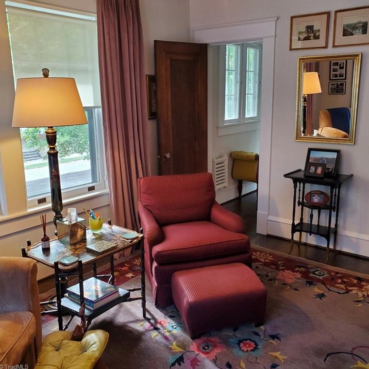 805 Magnolia St, Greensboro NC 27401-1529 exterior