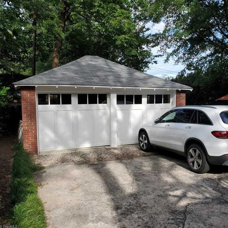 805 Magnolia St, Greensboro NC 27401-1529 exterior