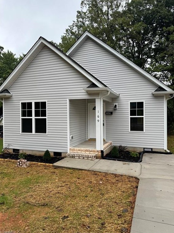 169 Clayton St, Winston Salem, NC 27105